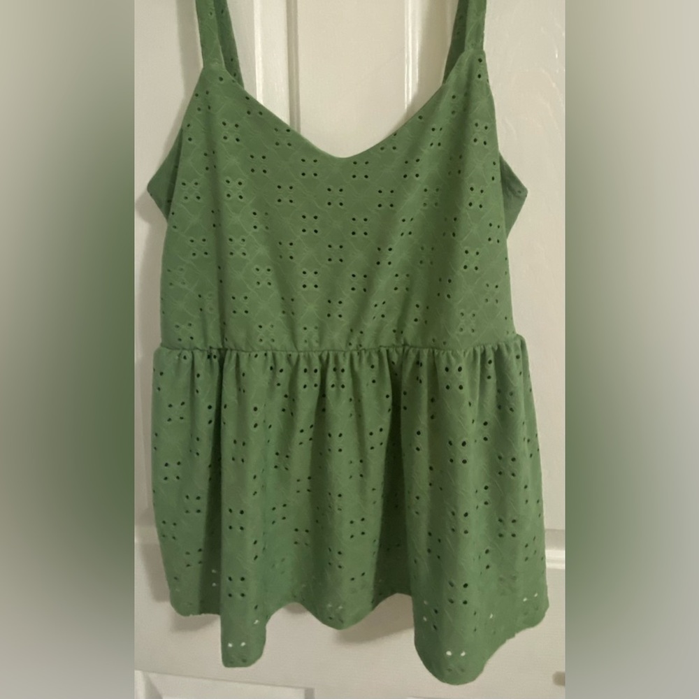 URBAN ROSE..WOMENS Green Eyelet Sleeveless Top